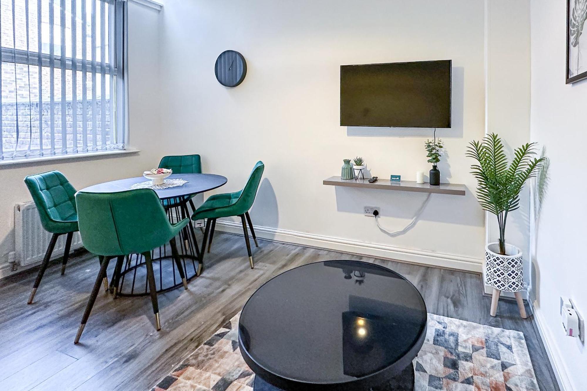 Casa de Férias Ashfield Co-living - Private Self-cater Manchester